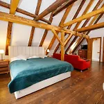 Svambersky Dum Ξενοδοχείο