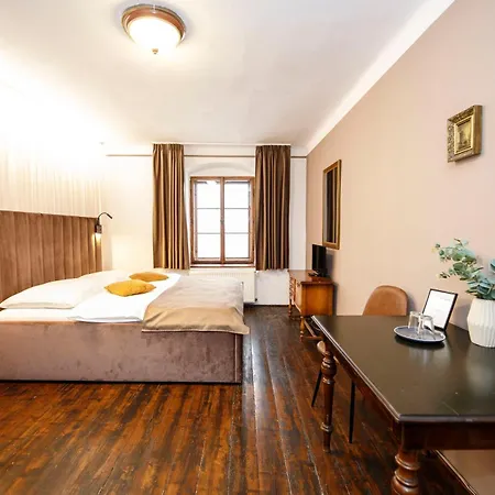 Hotel Svambersky Dum 3*