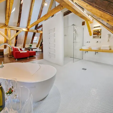 Hotel Svambersky Dum