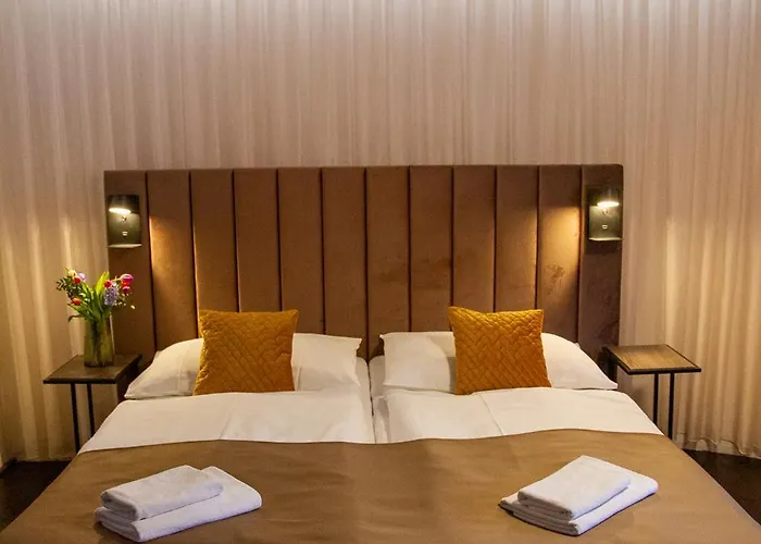 Hotel Svambersky Dum 3*