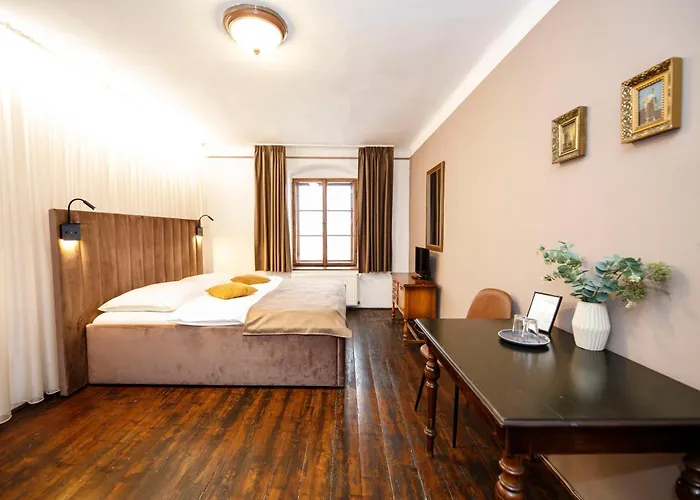 Hotel Svambersky Dum 3*