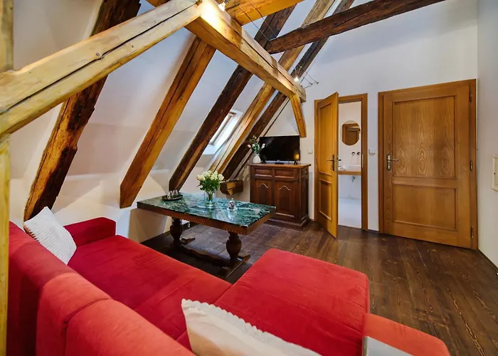 Svambersky Dum Hotel