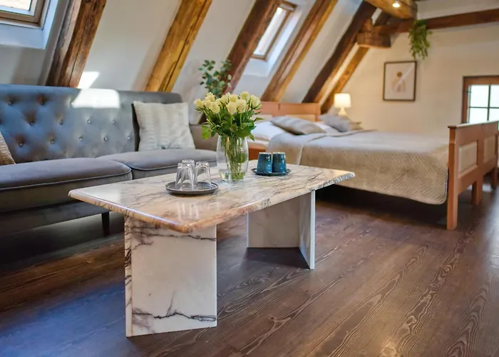 Hotel Svambersky Dum 3*